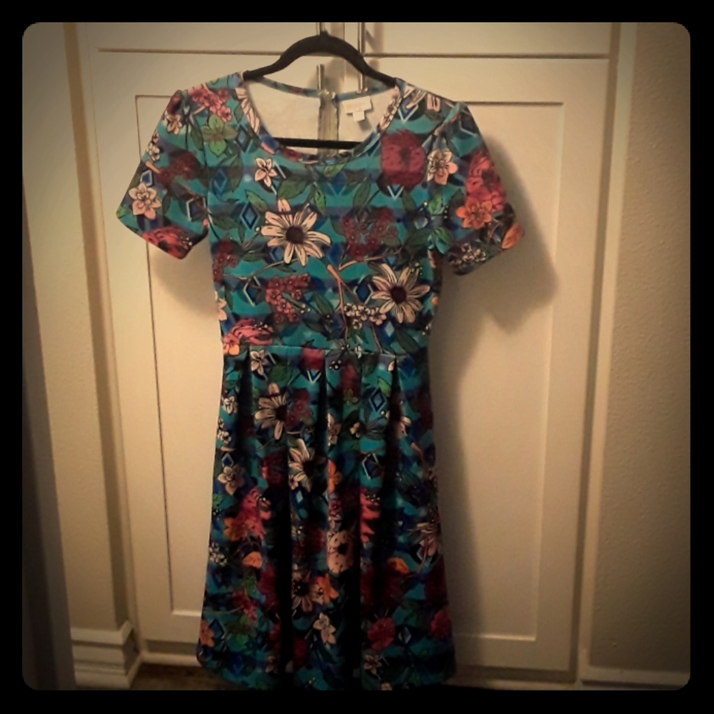 LuLaRoe Amelia dress